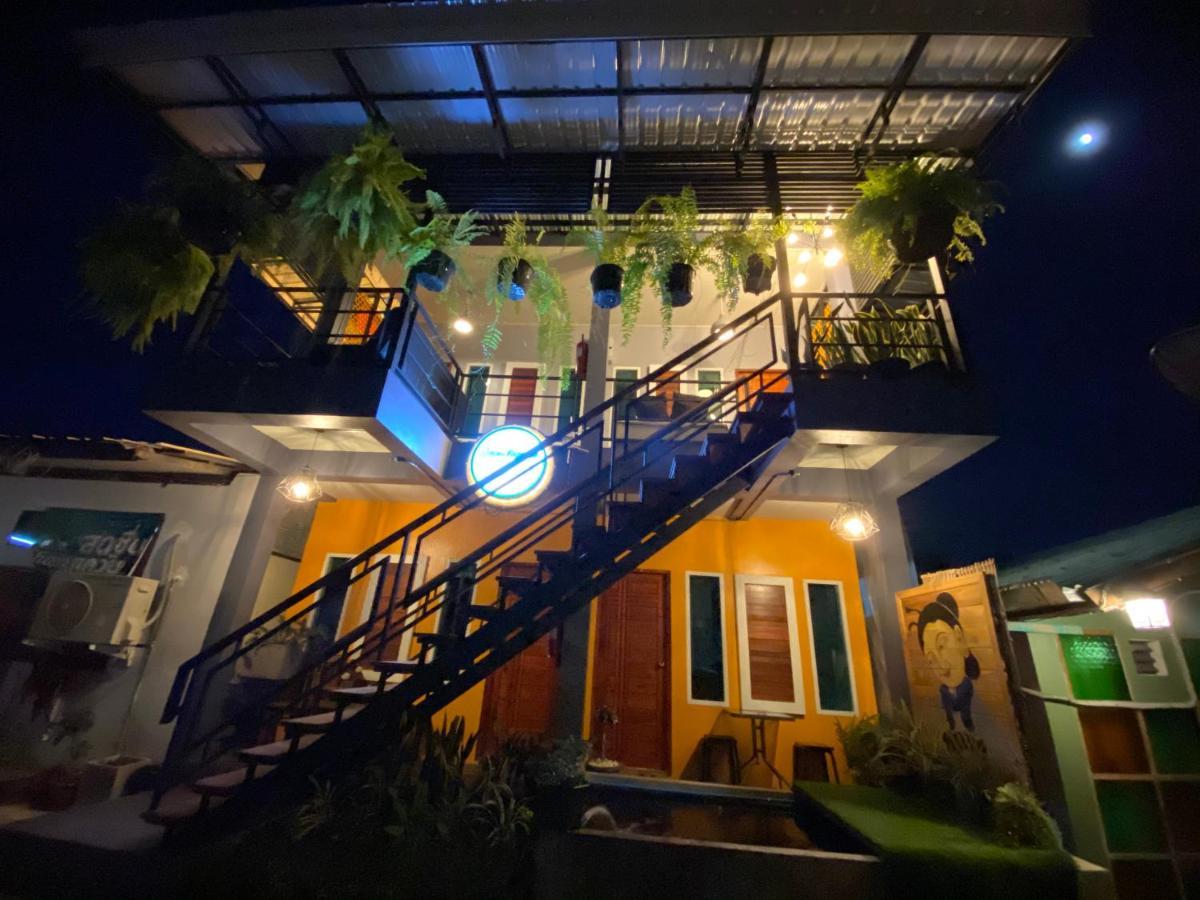 The One House Hotel Nan Luaran gambar