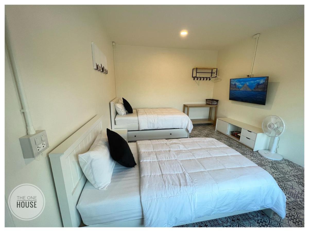 The One House Hotel Nan Luaran gambar