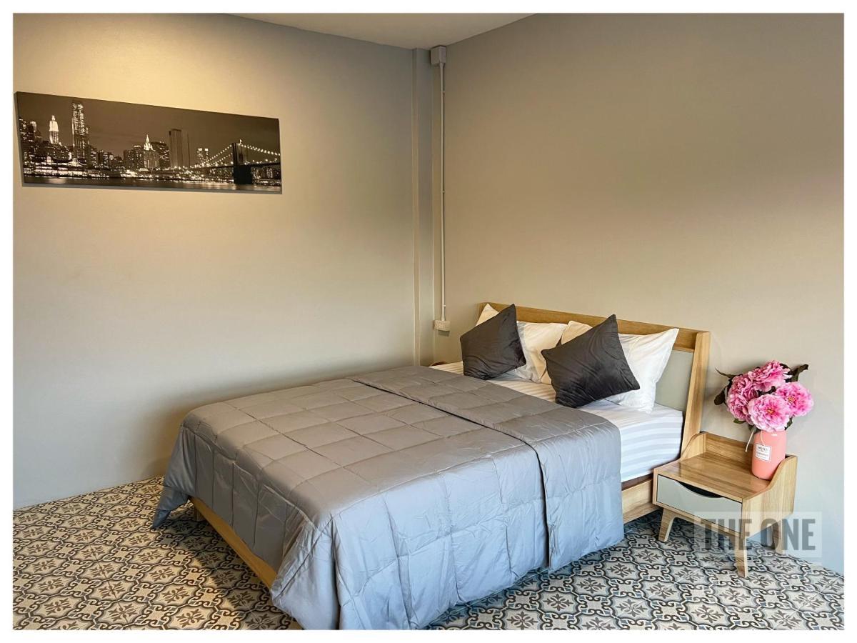 The One House Hotel Nan Luaran gambar