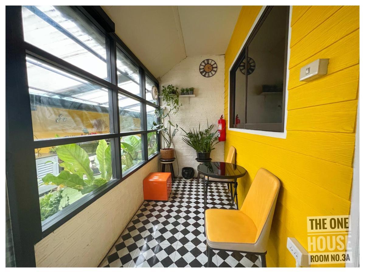 The One House Hotel Nan Luaran gambar
